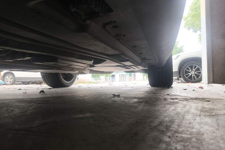 Used BMW X5  Chassis Front Left