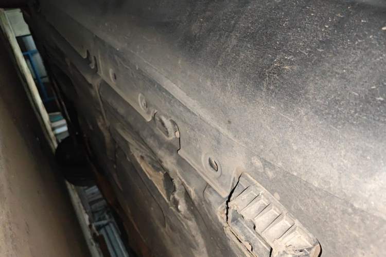 Used BMW X5 2012 xDrive35i U.S. specification Chassis Rear Left