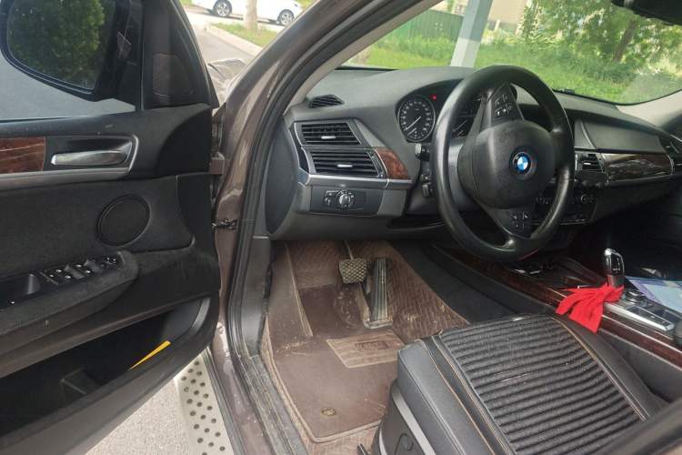 Used BMW X5 2012 xDrive35i US specification Driver Seat