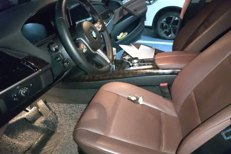 Used BMW X5 2012 xDrive35i U.S. specification Driver Seat