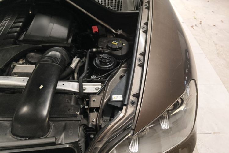 Used BMW X5  Engine Bay Left