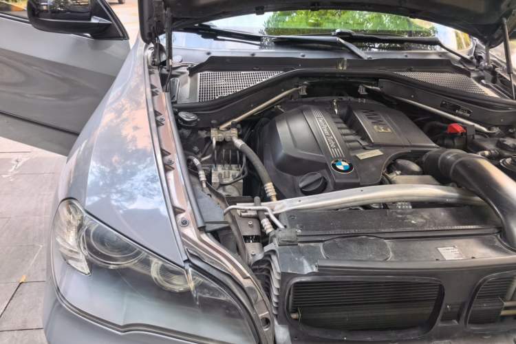 Used BMW X5  Engine Bay Right