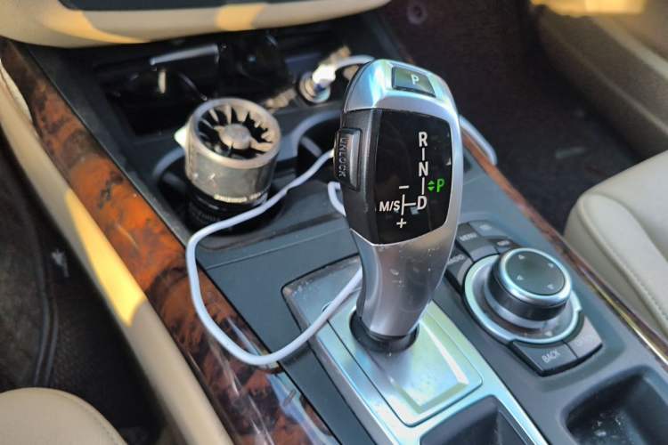 Used BMW X5 2012 xDrive35i U.S. specification Gear Lever