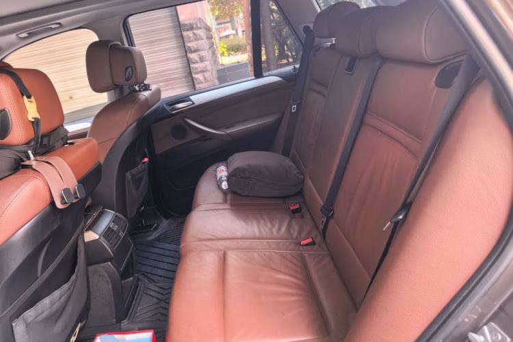 Used BMW X5  Left Rear Seat