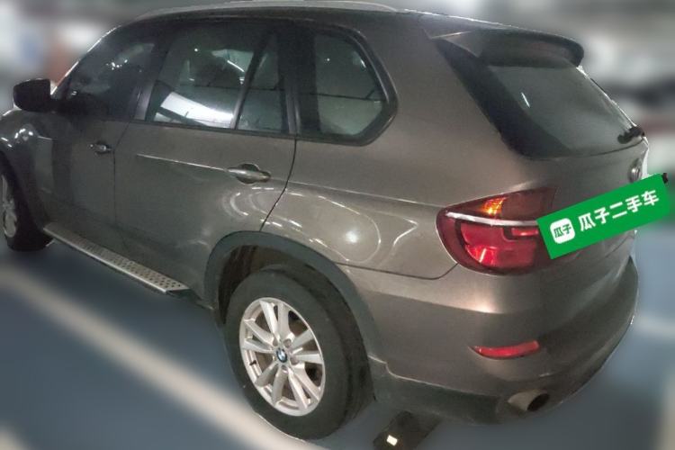 Used BMW X5 2012 xDrive35i U.S. specification Rear Left 45 Deg