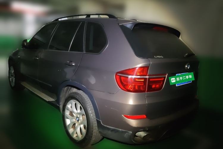 Used BMW X5 2012 xDrive35i U.S. specification Rear Left 45 Deg