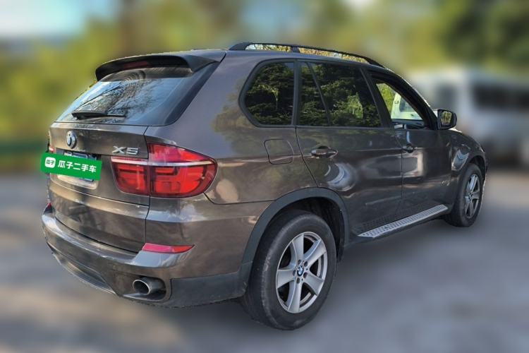Used BMW X5 2012 xDrive35i U.S. specification Rear Right 45 Deg