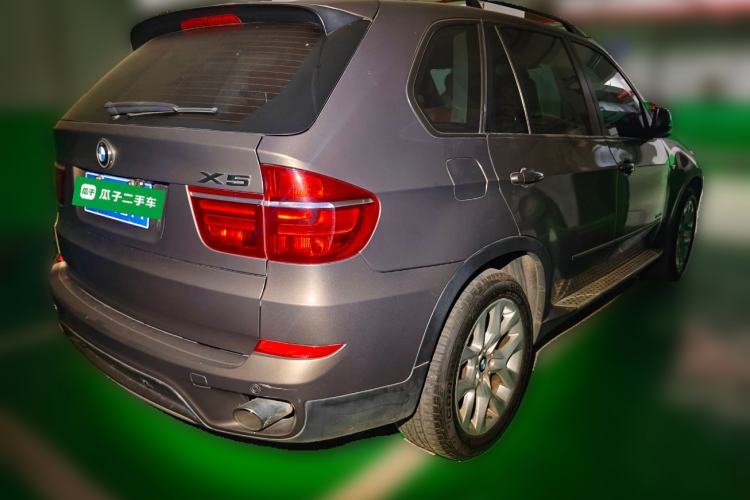 Used BMW X5 2012 xDrive35i U.S. specification Rear Right 45 Deg