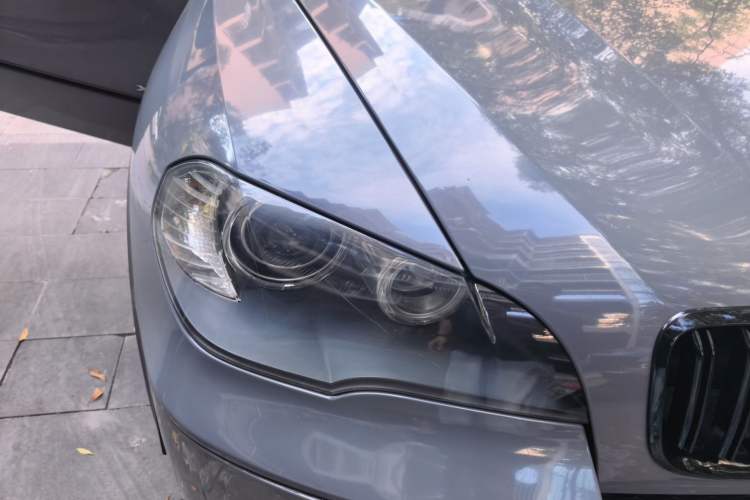Used BMW X5  Right Front Headlight