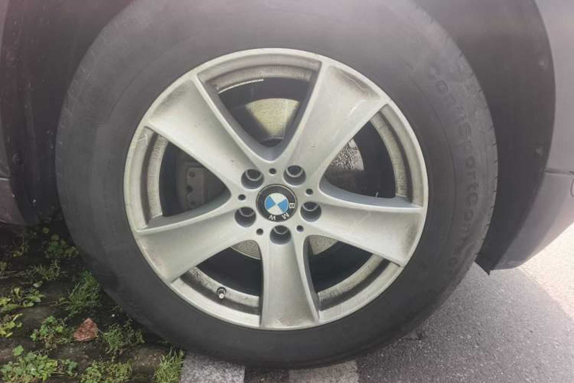 Used BMW X5 2012 xDrive35i U.S. specification Right Front Wheel Hub