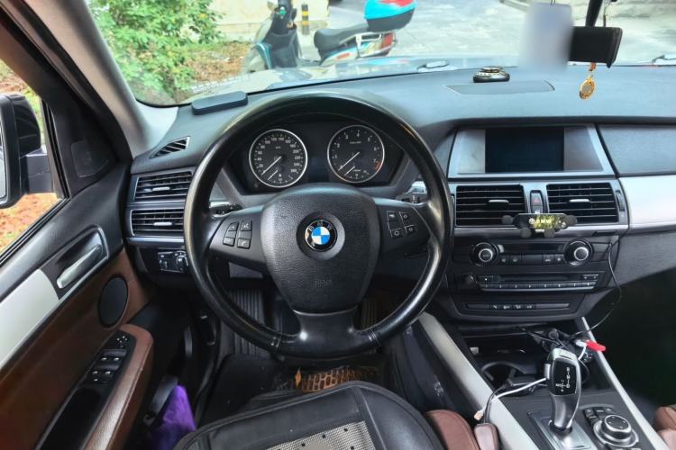 Used BMW X5  Steering Wheel