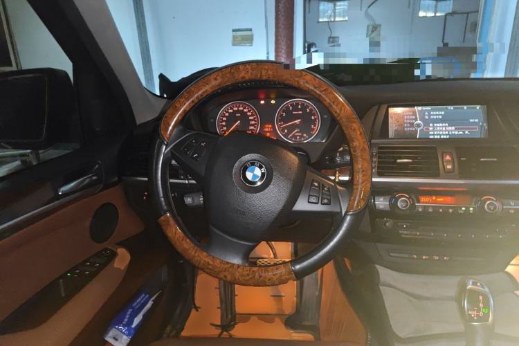 Used BMW X5 2012 xDrive35i U.S. specification Steering Wheel