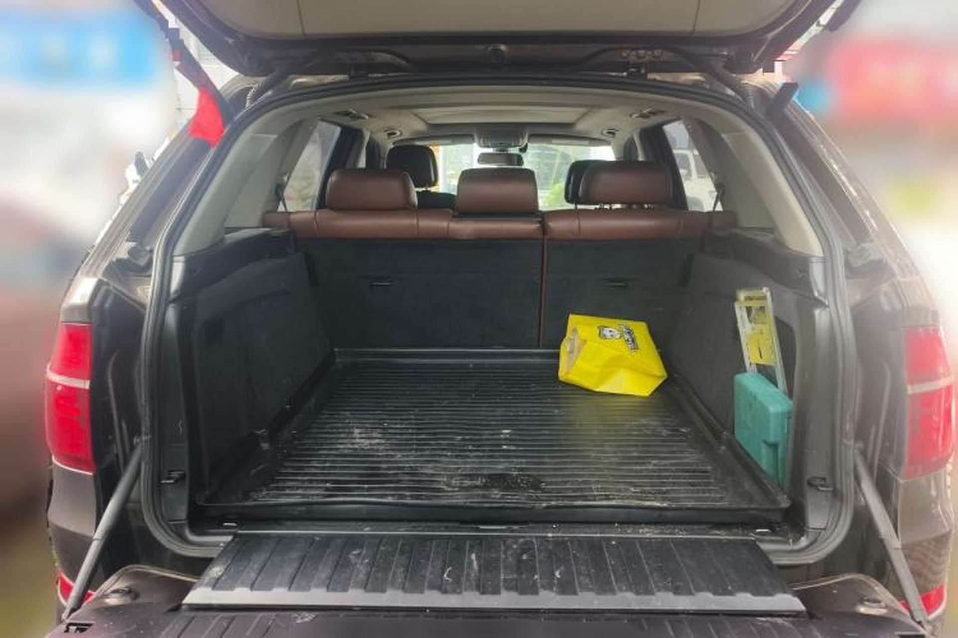 Used BMW X5 2012 xDrive35i U.S. specification Trunk