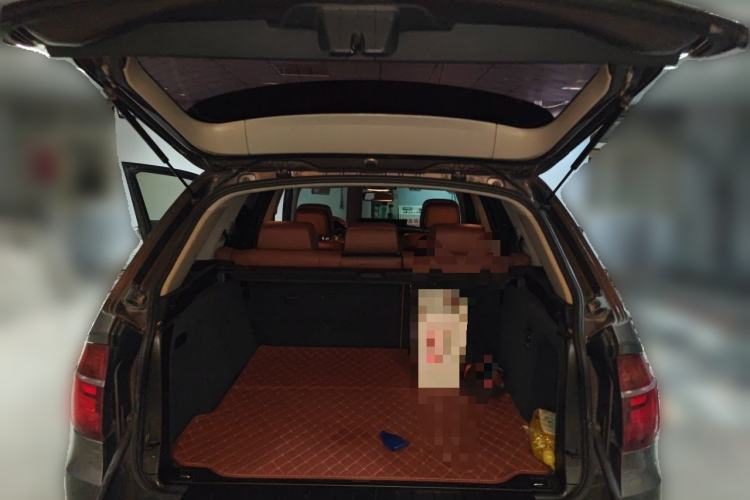 Used BMW X5 2012 xDrive35i U.S. specification Trunk