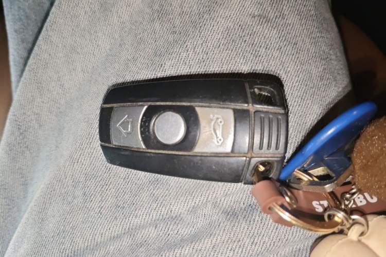 Used BMW X5 2012 xDrive35i U.S. specification Vehicle Key