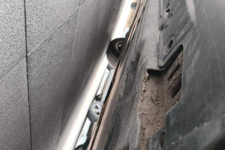 Used BMW X5  Chassis Rear Left