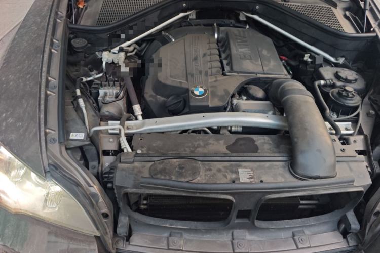 Used BMW X5 2012 xDrive35i Luxury Edition U.S. specification 5 seats Engine Bay