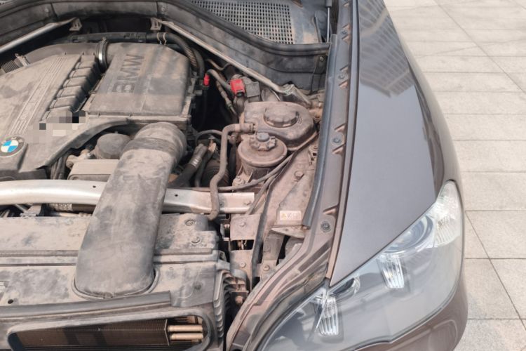 Used BMW X5  Engine Bay Left