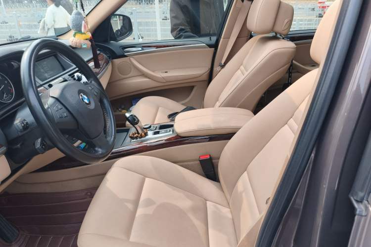 Used BMW X5  Left Front Seat