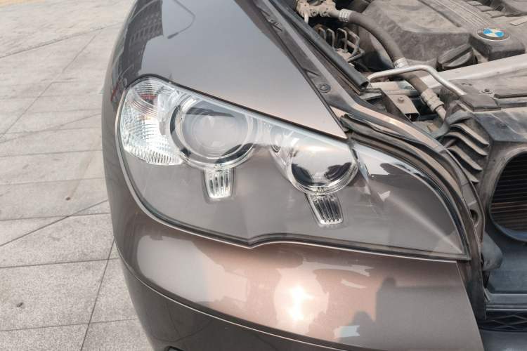Used BMW X5  Right Front Headlight