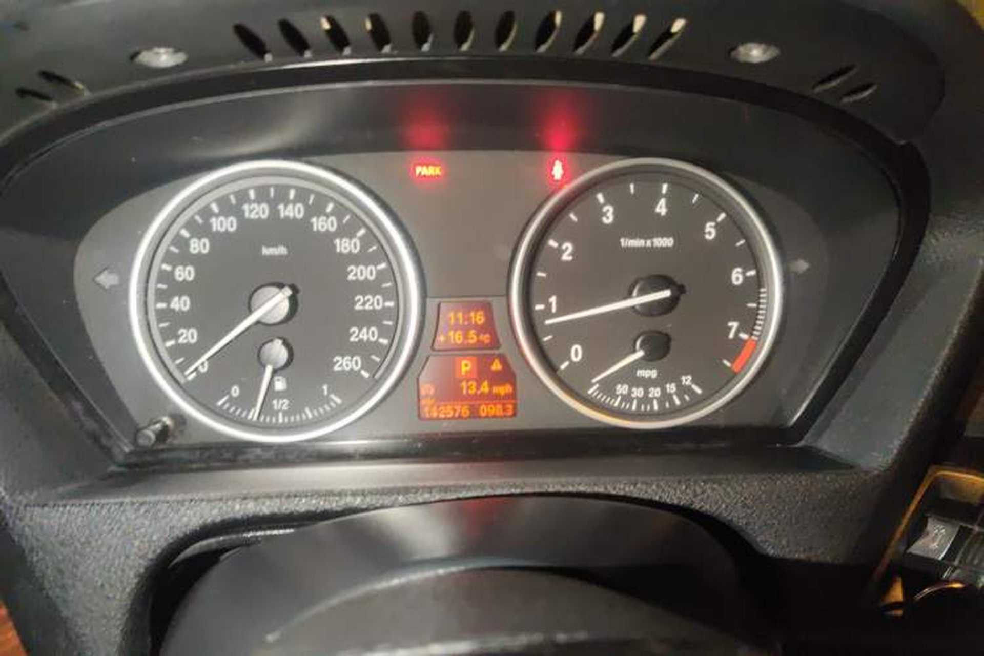 Used BMW X5 2012 xDrive35i Luxury 5-seater Instrument Cluster