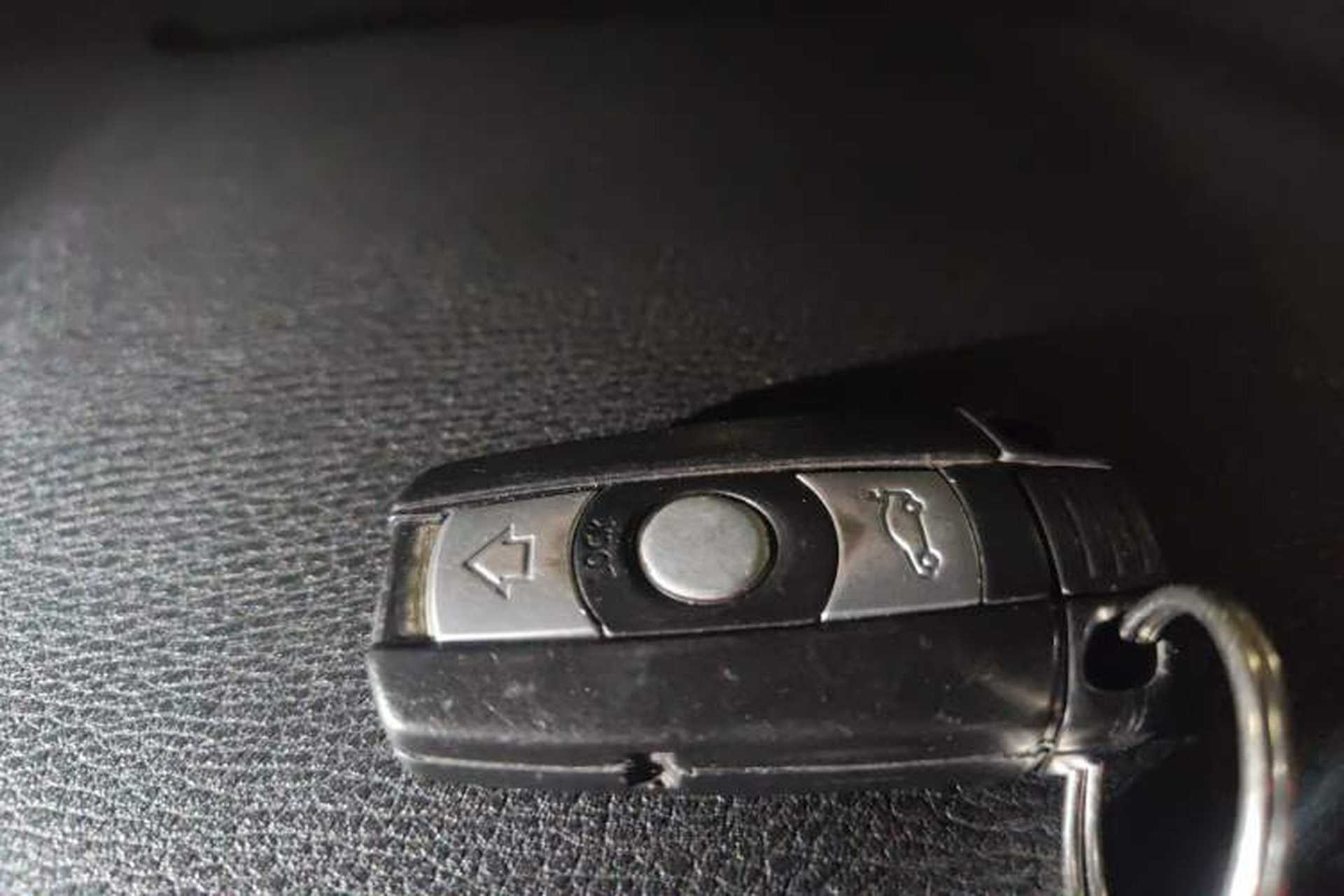 Used BMW X5 2012 xDrive35i Luxury 5-seater Vehicle Key
