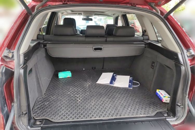 Used BMW X5 2012 xDrive35i U.S. specification Trunk