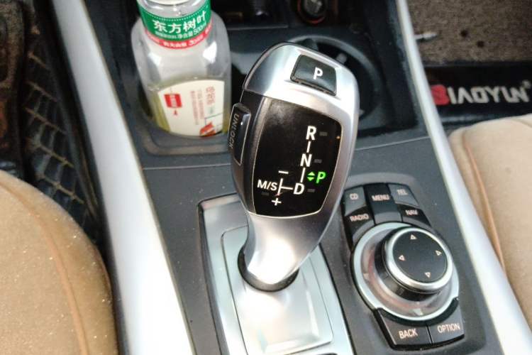 Used BMW X5  Gear Lever