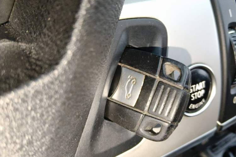 Used BMW X5  Vehicle Key