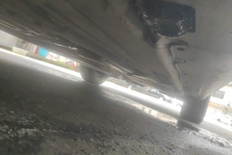 Used BMW X5 2012 xDrive35i U.S. specification Chassis Front Left