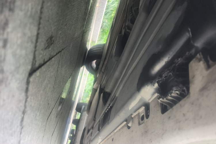 Used BMW X5  Chassis Front Left