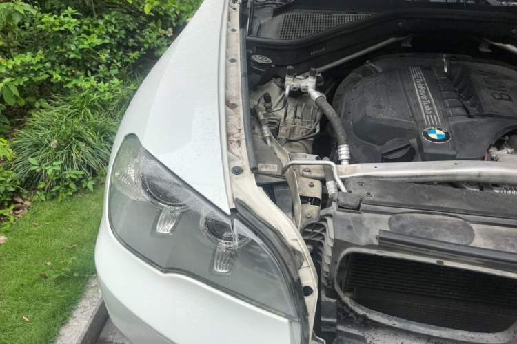 Used BMW X5  Engine Bay Right