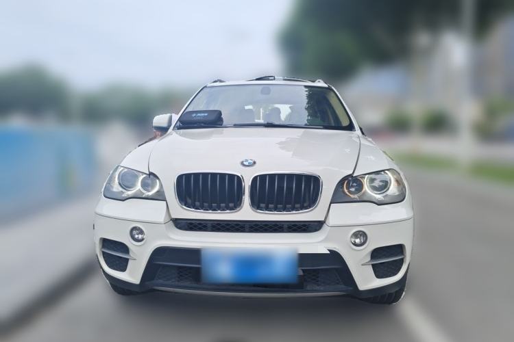 Used BMW X5 2012 xDrive35i US specification Front