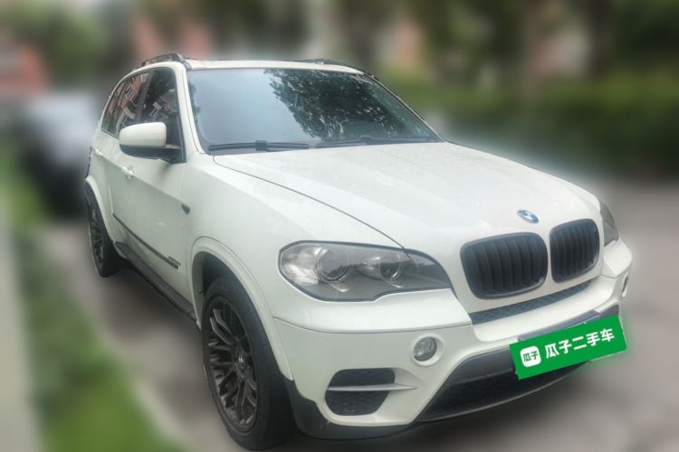 Used BMW X5  Front Right 45 Deg
