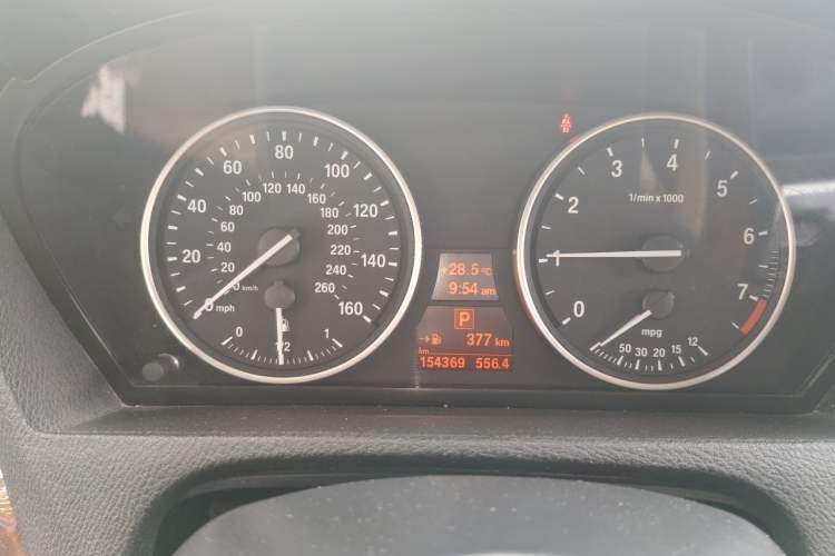 Used BMW X5 2012 xDrive35i US specification Instrument Cluster