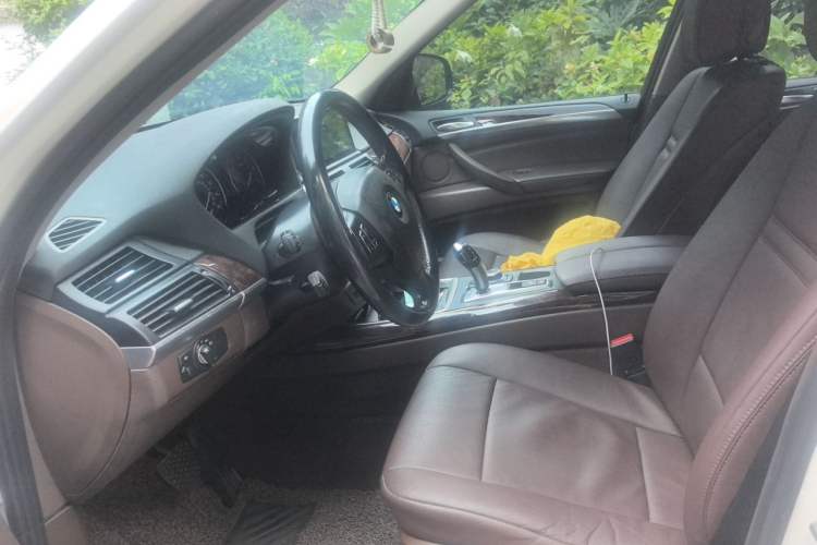 Used BMW X5  Left Front Seat