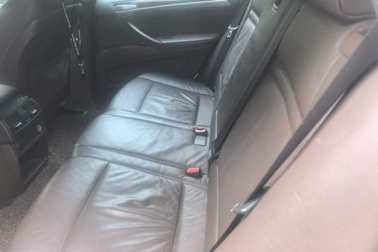 Used BMW X5  Left Rear Seat