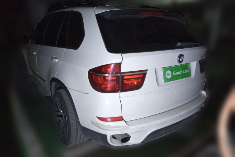 Used BMW X5 2012 xDrive35i U.S. specification Rear Left 45 Deg