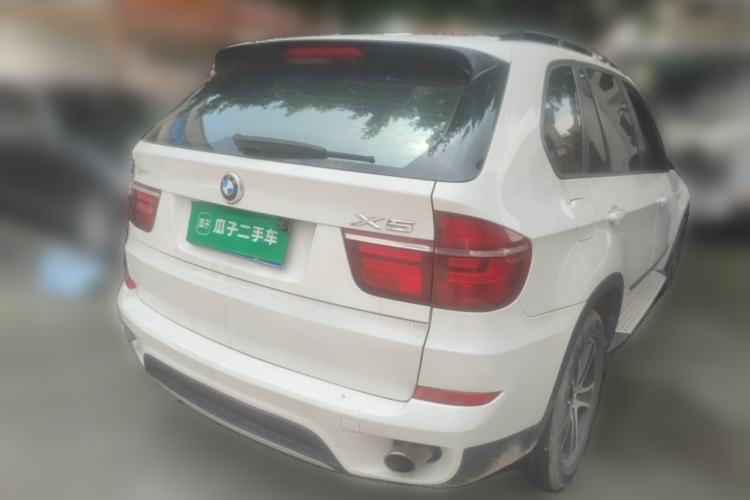 Used BMW X5 2012 xDrive35i U.S. specification Rear Right 45 Deg