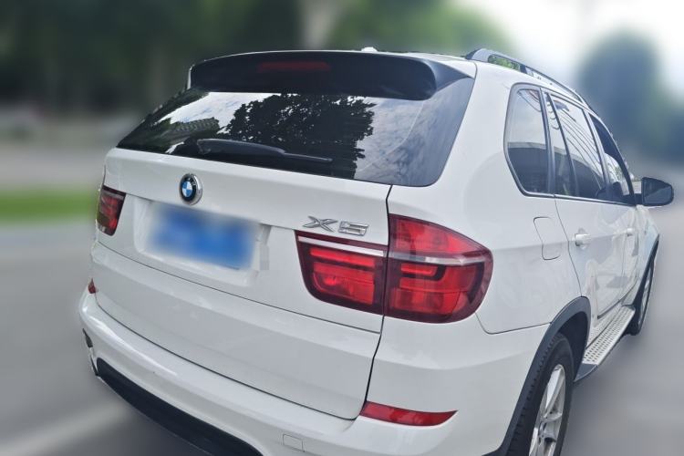 Used BMW X5 2012 xDrive35i US specification Rear Right 45 Deg
