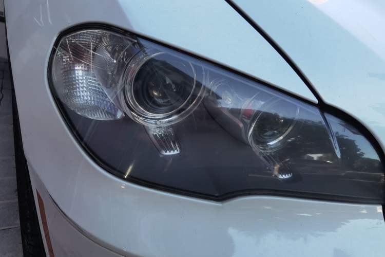 Used BMW X5  Right Front Headlight