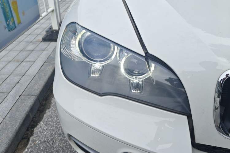 Used BMW X5 2012 xDrive35i US specification Right Front Headlight