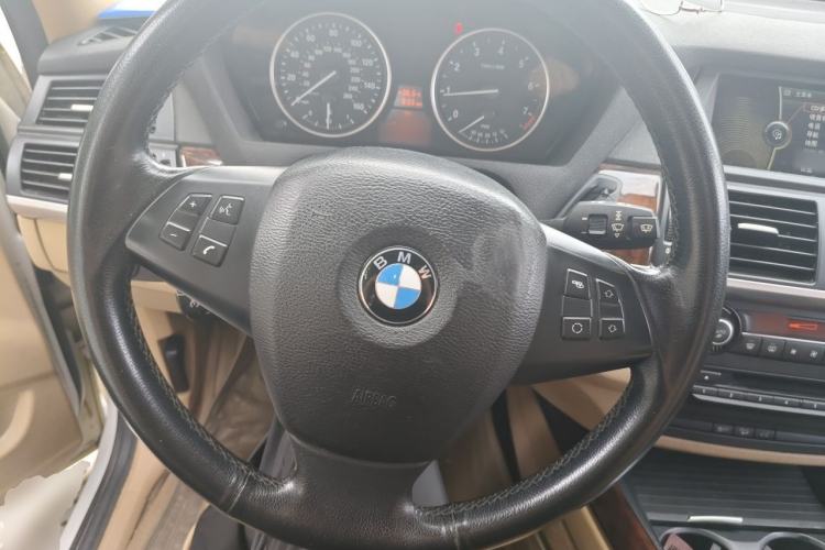 Used BMW X5 2012 xDrive35i US specification Steering Wheel