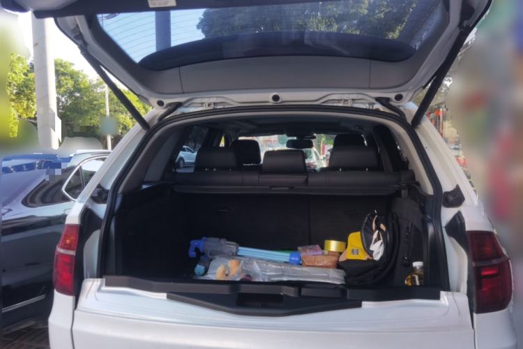 Used BMW X5  Trunk