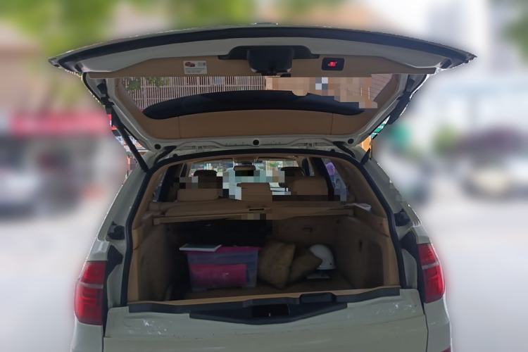 Used BMW X5  Trunk