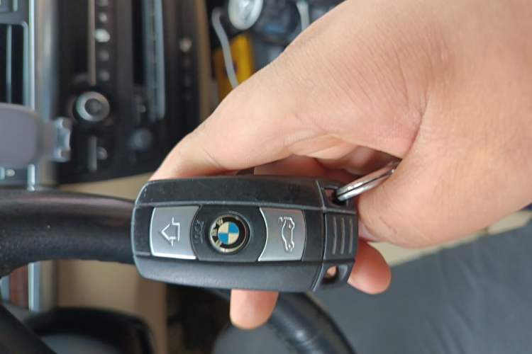 Used BMW X5  Vehicle Key