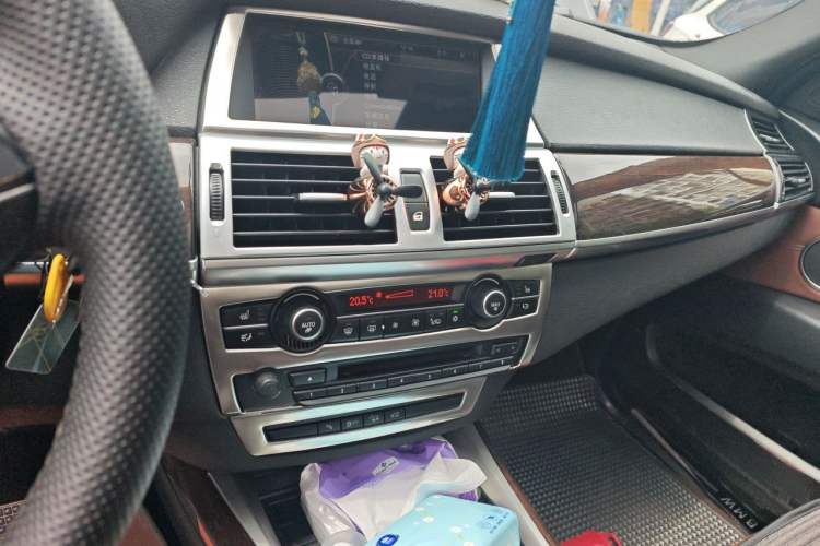 Used BMW X5 2013 xDrive35i Leading Model Audio And AC Panel