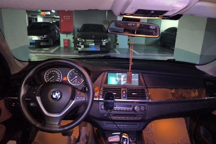 Used BMW X5 2013 xDrive35i Leading Model Center Console