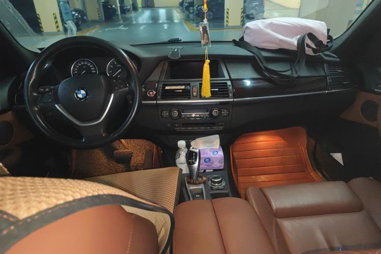 Used BMW X5 2013 xDrive35i Luxury Edition Center Console