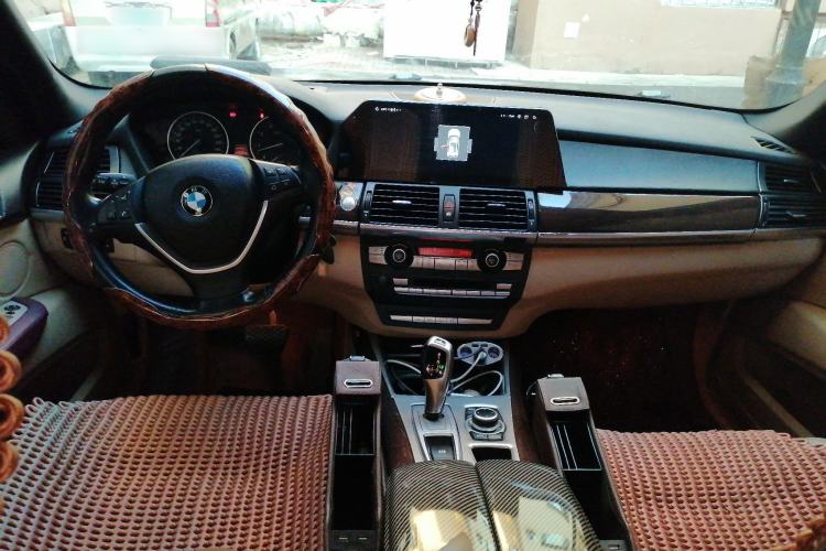 Used BMW X5 2013 xDrive35i Leading Model Center Console